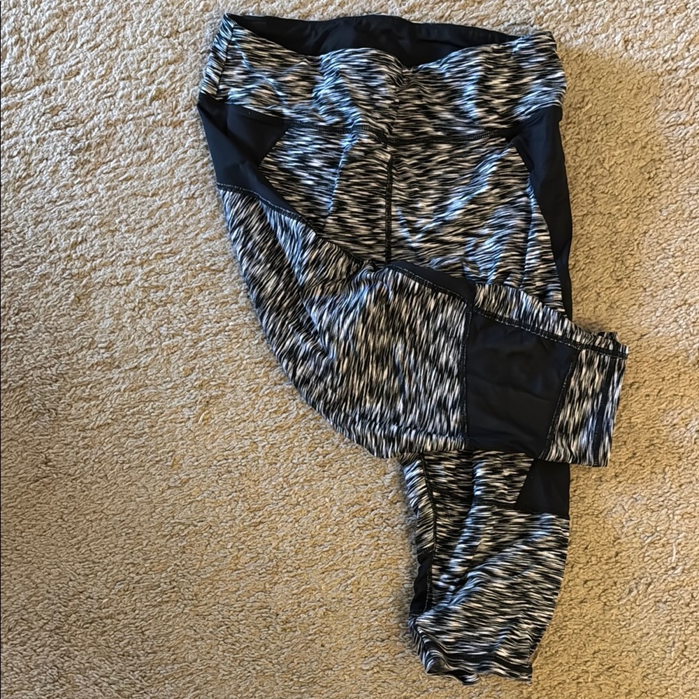 Calvin Klein Workout Capris